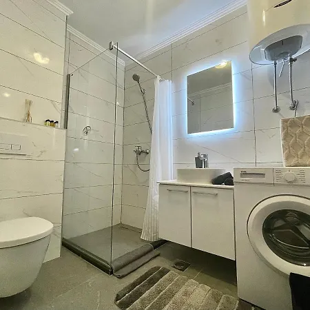 Apartment Sweet *